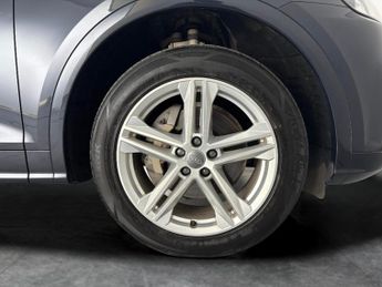 Audi Q5 2.0 TDI 40 S line S Tronic quattro (190 ps) - SPORTS SEATS - WIF
