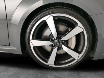 Audi TT 2.0 TFSI 45 Vorsprung Coupe S Tronic quattro (245 ps) - B&O AUDI