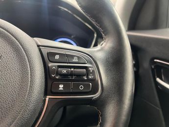 Kia Niro 64kWh 3 (201 bhp) - HEATED SEATS - NAV - BLUETOOTH