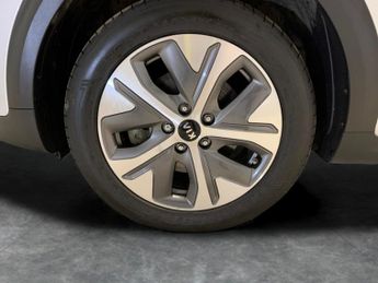 Kia Niro 64kWh 3 (201 bhp) - HEATED SEATS - NAV - BLUETOOTH
