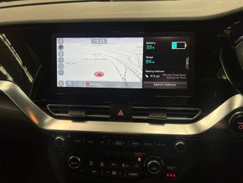 Kia Niro 64kWh 3 (201 bhp) - HEATED SEATS - NAV - BLUETOOTH