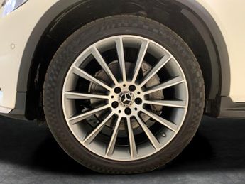 Mercedes-Benz GLC 2.1 GLC220d AMG Line (Premium Plus) G-Tronic 4MATIC (170 ps) - K