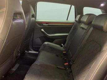 Skoda Kodiaq 1.5 TSI ACT SportLine DSG (7 Seat) (150 ps) - LED - SMARTLINK - 