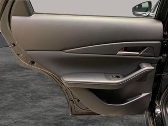 Mazda CX-30 2.0 e-SKYACTIV G MHEV SE-L Lux (122 ps) - REVERSE CAM - NAV - HE