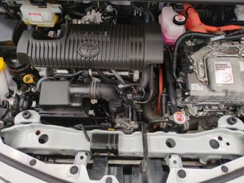 Toyota Yaris 1.5 VVT-h Icon E-CVT (100 ps) - BLUETOOTH - CLIMATE CONTROL - DA