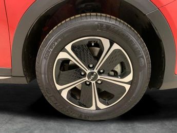 Kia Xceed 1.6 GDi 8.9kWh 3 Plug-in DCT (139 bhp) - HEATED STEERING - BLUET
