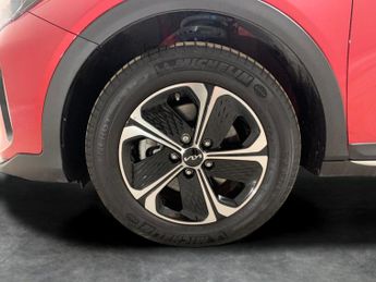 Kia Xceed 1.6 GDi 8.9kWh 3 Plug-in DCT (139 bhp) - HEATED STEERING - BLUET