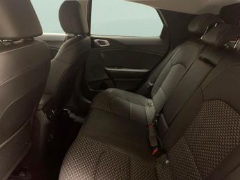 Kia Xceed 1.6 GDi 8.9kWh 3 Plug-in DCT (139 bhp) - HEATED STEERING - BLUET