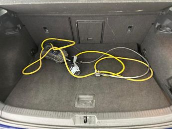 Volkswagen E-golf 35.8kWh e-Golf (136 ps) - CLIMATE CONTROL - DAB - USB AUDIO