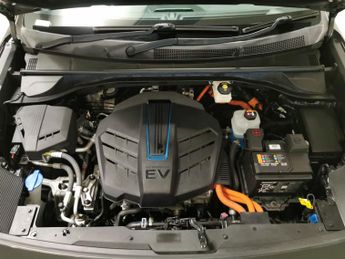 Kia Niro 64kWh 4+ (201 bhp) - NAV - HEATED STEERING - BLIND SPOT ASSIST