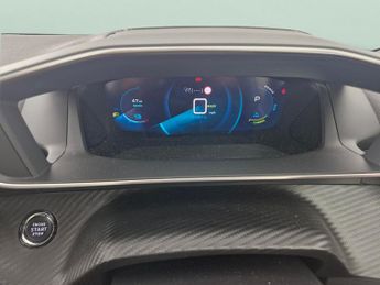 Peugeot E-2008 50kWh GT Premium (136 ps) - REVERSE CAM - ALCANTARA - NAV