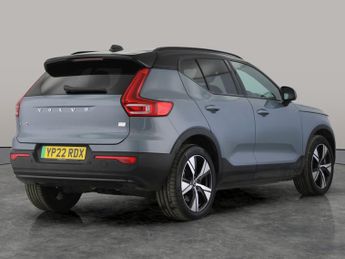 Volvo XC40 Recharge 69kWh Plus (231 ps) - LED - HEATED STEERING - BLIND SPO