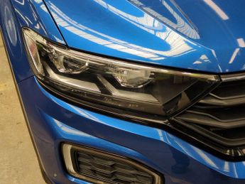 Volkswagen T-Roc 1.5 TSI EVO Black Edition DSG (150 ps) - NAV - BLUETOOTH - PADDL