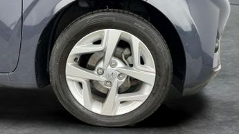 Hyundai i10 1.0 SE Connect (67 ps) - AIR CON - CRUISE CONTROL - DAYTIME RUNN