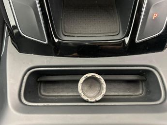 Jaguar I-PACE 400 90kWh SE 4WD (400 ps) - REVERSE CAM - HEATED STEERING