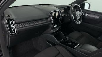 Volvo XC40 Recharge Twin 78kWh Plus AWD (408 ps) - HEATED STEERING - LANE D