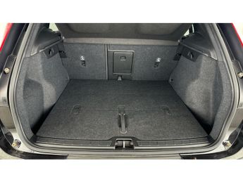 Volvo XC40 Recharge Twin 78kWh Plus AWD (408 ps) - HEATED STEERING - LANE D