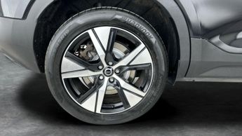 Volvo XC40 Recharge Twin 78kWh Plus AWD (408 ps) - HEATED STEERING - LANE D