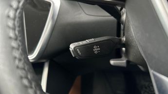 Audi A6 Saloon 2.0 TFSI 45 Sport S Tronic quattro (265 ps) - LANE DEPARTURE 