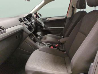 Volkswagen Tiguan 2.0 TDI S DSG 4Motion (150 ps) - SD CARD MEDIA INPUT - CLIMATE C