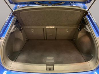 Volkswagen T-Roc 1.5 TSI EVO Black Edition DSG (150 ps) - NAV - BLUETOOTH - PADDL