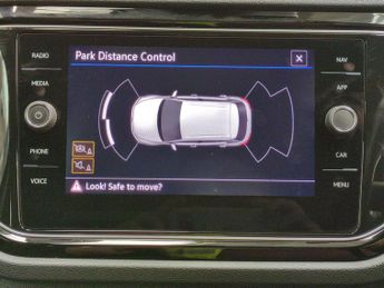 Volkswagen T-Roc 1.5 TSI EVO Black Edition DSG (150 ps) - NAV - BLUETOOTH - PADDL