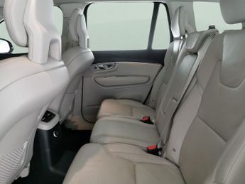 Volvo XC90 2.0h T8 Twin Engine 11.6kWh Inscription Pro Plug-in 4WD (390 ps)