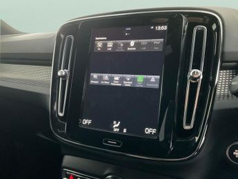 Volvo XC40 1.5 T3 [163] R DESIGN Geartronic - ACTIVE LANE ASSIST - AUTO PAR