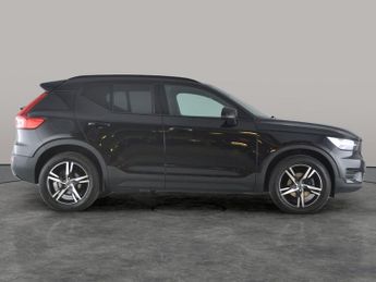 Volvo XC40 2.0 B3 MHEV Plus DCT (163 ps) - ACTIVE LANE ASSIST - AUTO PARK -