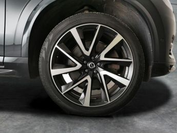 Volvo XC90 2.0h T8 Twin Engine 11.6kWh Inscription Pro Plug-in 4WD (390 ps)