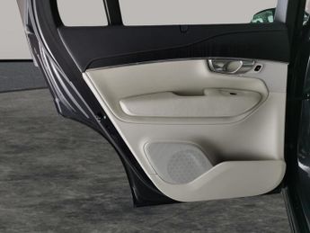 Volvo XC90 2.0h T8 Twin Engine 11.6kWh Inscription Pro Plug-in 4WD (390 ps)