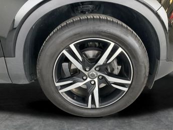 Volvo XC40 1.5 T3 [163] R DESIGN Geartronic - ACTIVE LANE ASSIST - AUTO PAR