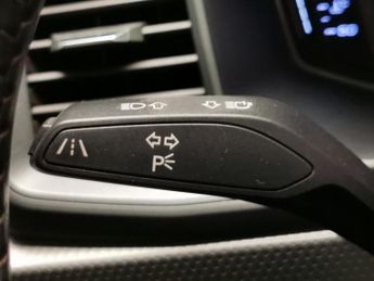 Audi A1 1.0 TFSI 30 S line Sportback S Tronic (116 ps) - DRIVING MODES