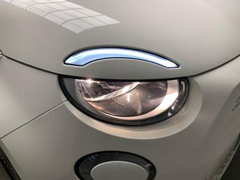 Fiat 500e 42kWh Icon (118 ps) - AIR CON - KEYLESS START - DAB