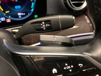 Mercedes-Benz E Class 2.0 E300e 13.5kWh AMG Line Edition Plug-in G-Tronic+ (320 ps) - 