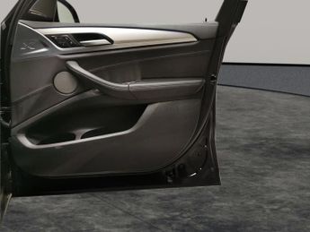 BMW iX3 80kWh Premier Edition Pro (286 ps) - HK AUDIO - SURROUND VIEW