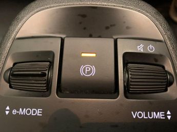 Fiat 500e 42kWh Icon (118 ps) - AIR CON - KEYLESS START - DAB