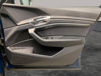 Audi e-tron 55 Technik quattro 95kWh (11kW Charger) (408 ps) - ADJUSTABLE SU