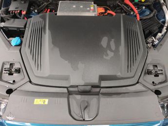 Audi e-tron 55 Technik quattro 95kWh (11kW Charger) (408 ps) - ADJUSTABLE SU