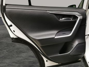 Toyota RAV4 2.5 VVT-h GPF Design CVT (218 ps) - LED - REVERSE CAM - NAV