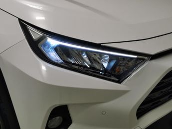 Toyota RAV4 2.5 VVT-h GPF Design CVT (218 ps) - LED - REVERSE CAM - NAV
