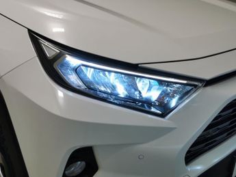 Toyota RAV4 2.5 VVT-h GPF Design CVT (218 ps) - LED - REVERSE CAM - NAV