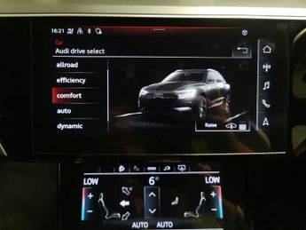 Audi e-tron 50 Technik quattro 71.2kWh (11kW Charger) (313 ps) - ADJUSTABLE 