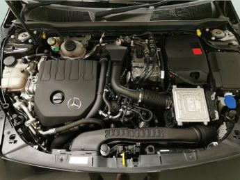 Mercedes-Benz CLA 1.3 CLA250e 15.6kWh AMG Line (Premium Plus) Coupe Plug-in 8G-DCT