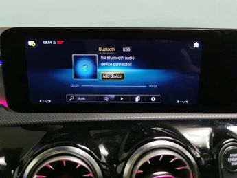 Mercedes-Benz CLA 1.3 CLA250e 15.6kWh AMG Line (Premium Plus) Coupe Plug-in 8G-DCT