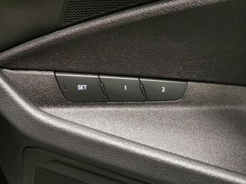Audi e-tron 50 Technik quattro 71.2kWh (11kW Charger) (313 ps) - ADJUSTABLE 