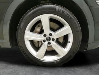 Audi e-tron 50 Technik quattro 71.2kWh (11kW Charger) (313 ps) - ADJUSTABLE 