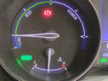 Toyota C-HR 1.8 VVT-h Dynamic CVT (122 ps) - HEATED SEATS