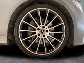 Mercedes-Benz E Class 2.0 E220d AMG Line (Premium Plus) Coupe G-Tronic+ (194 ps) - SEL