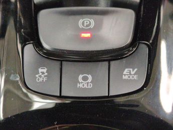Toyota C-HR 1.8 VVT-h Dynamic CVT (122 ps) - HEATED SEATS